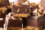 Reese’s Fudge (Only 3 Ingredients!)