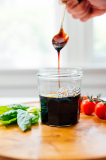Balsamic Glaze Recipe (Balsamic Reduction)